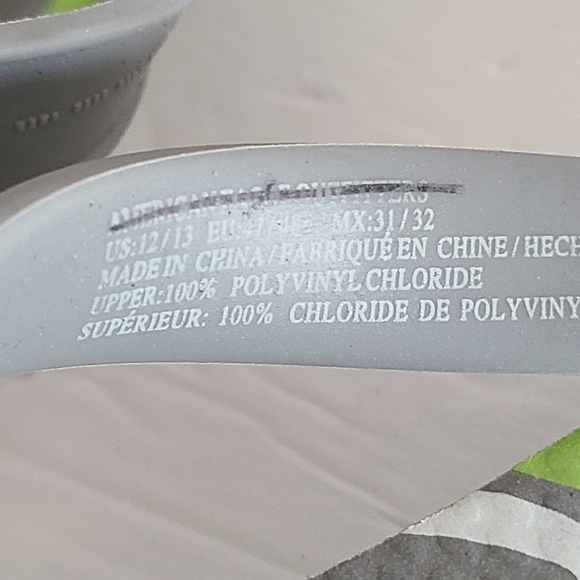 American Eagle Men's Flip Flop Sz.12-13 - Picture 4 of 5